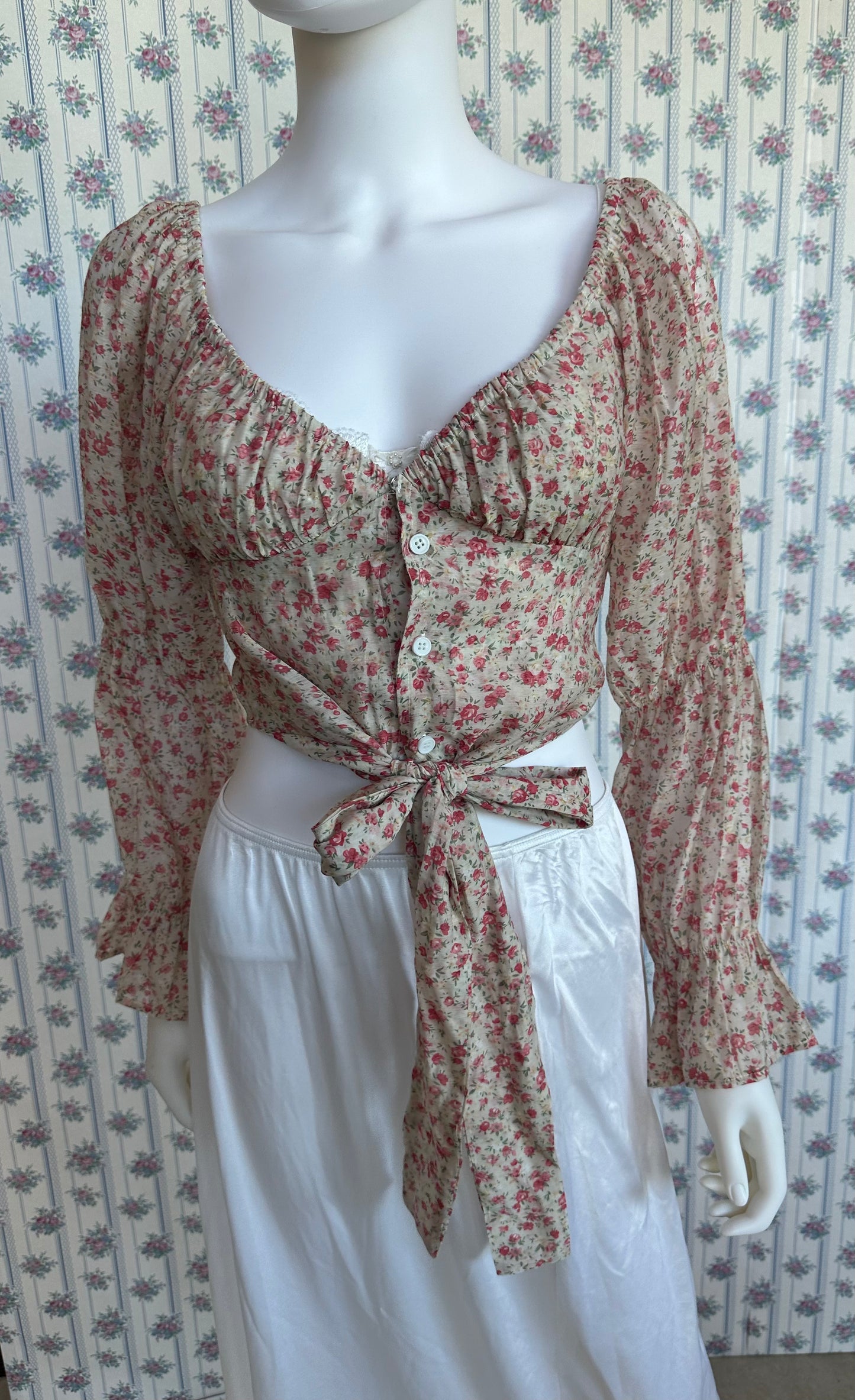 Vintage Floral Tie Long Sleeve