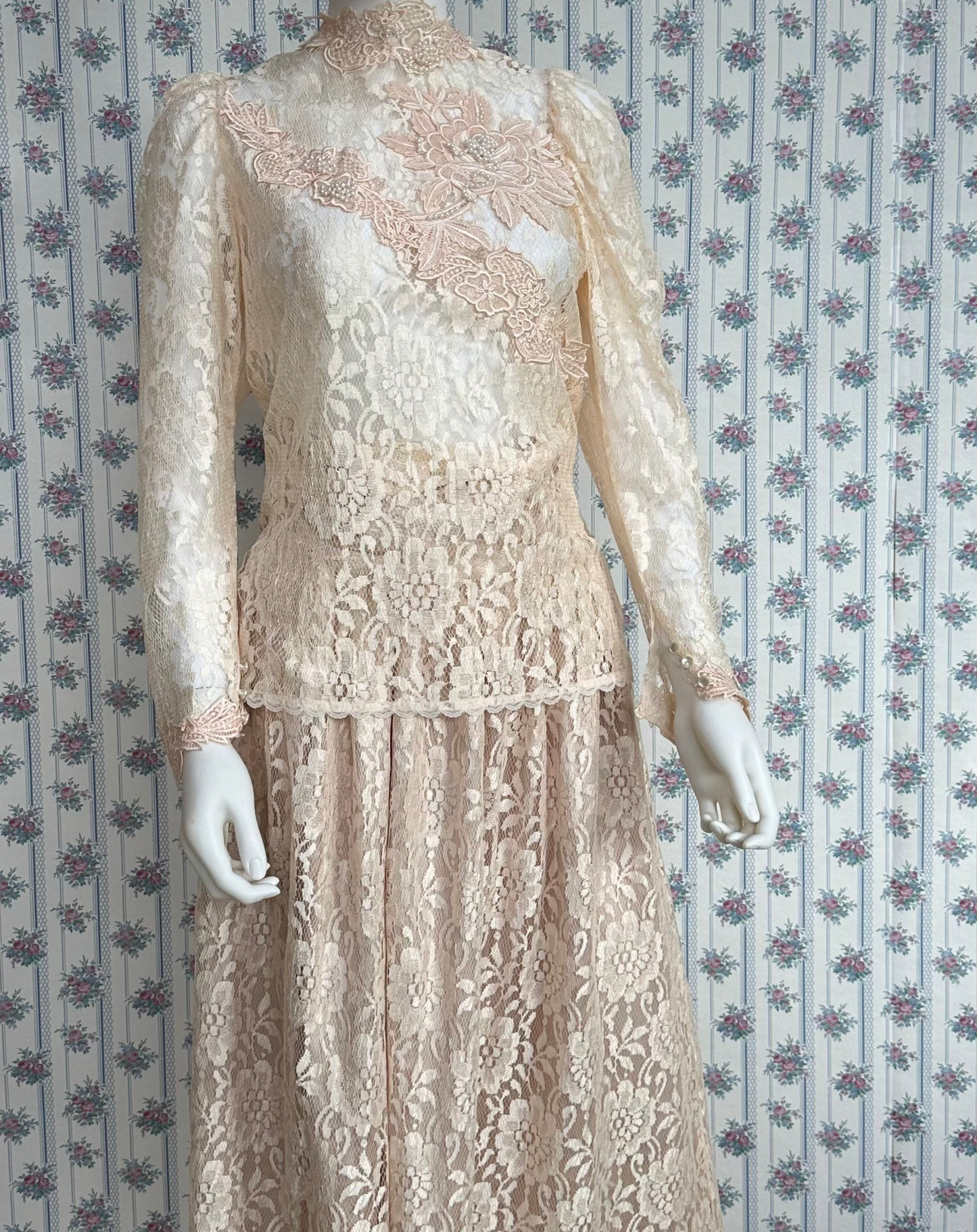 Lorrie Kabala Vintage Lace Set